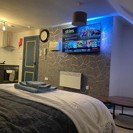 Lovely Studio Apartment Located In Birmingham Eksteriør bilde